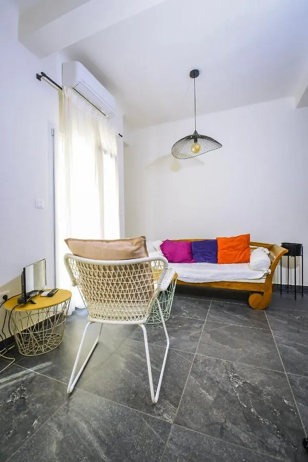 Gorgeous Apartment In The City Center Thessaloniki